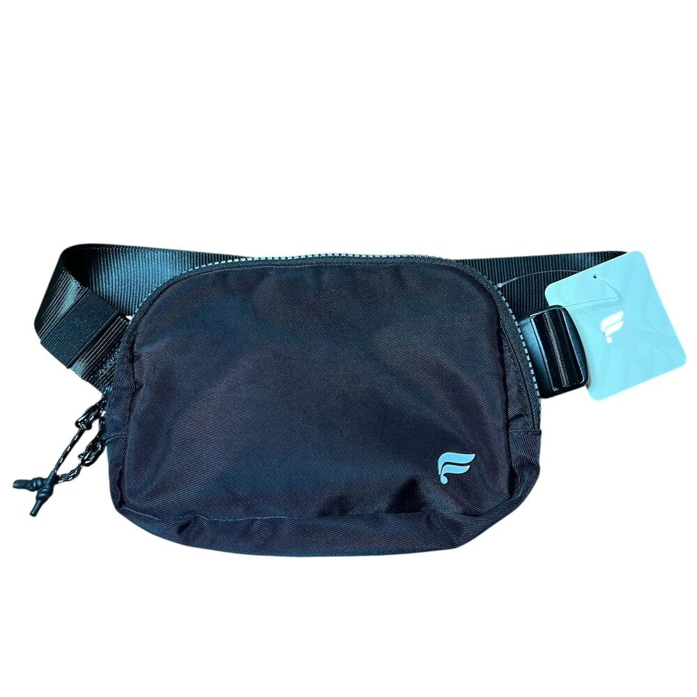Fabletics Belt Bag Unisex Small Black Nylon Crossbody Fanny Pack Travel Gym NEW